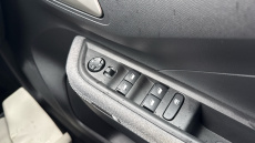 Vauxhall Frontera 83kW GS 44kWh 5dr Auto Electric Estate